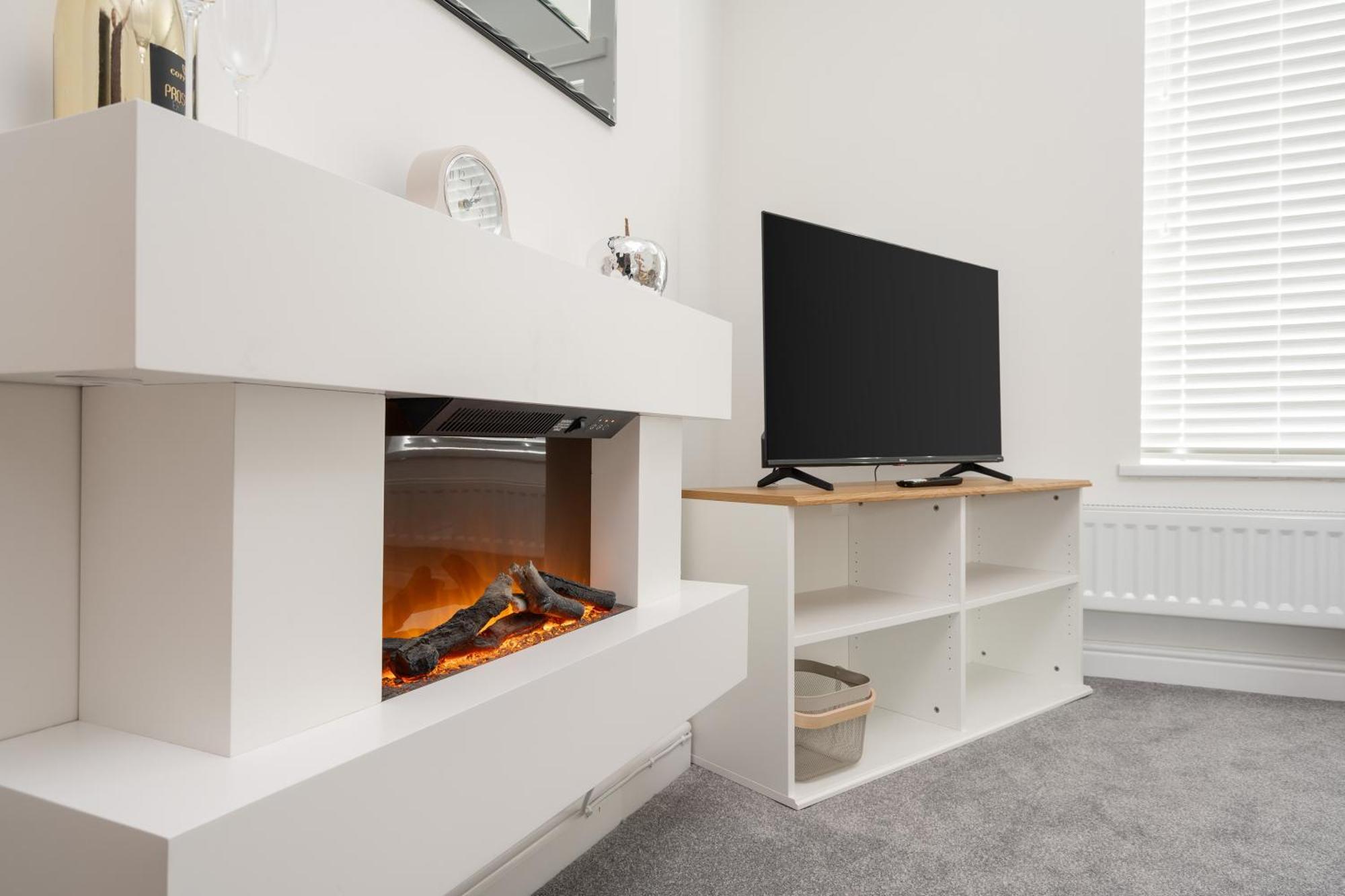 Buxton Apartment - 1 Bed, Free Parking, Wi-Fi Hazel Grove Exterior foto
